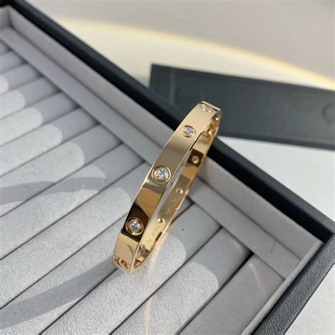 cartier love bracelet replica box|alternatives to cartier love bracelet.